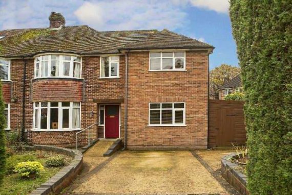 5 Bedroom Semi-Detac...